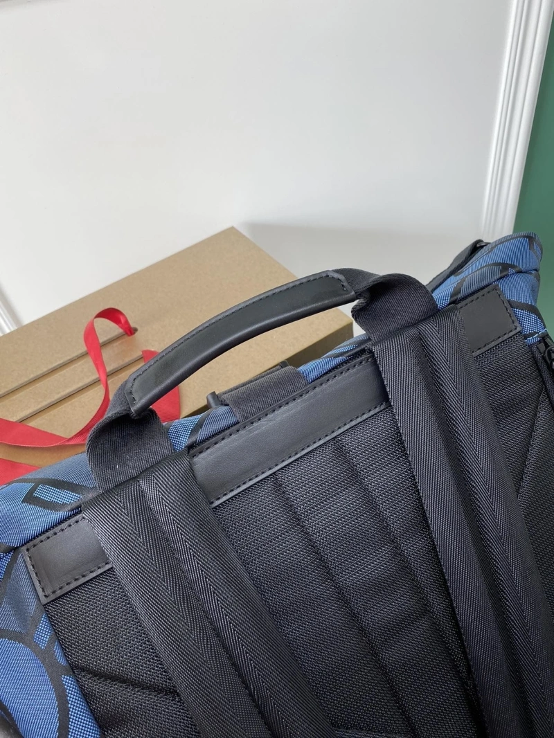 Bv*b*rry backpacks 4237f-0177