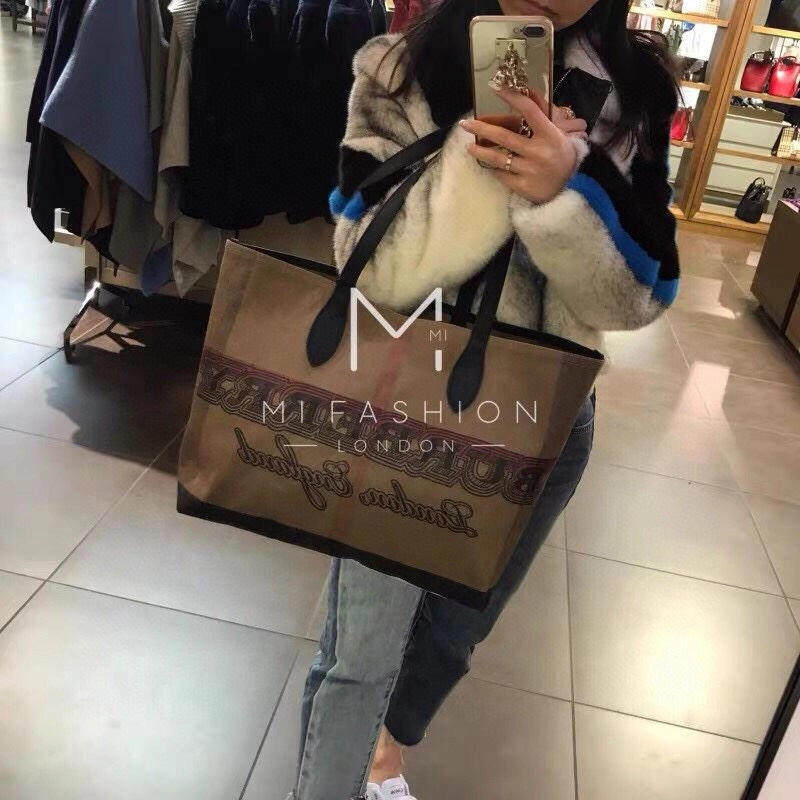 Bv*b*rry shopping bags 4237f-0186