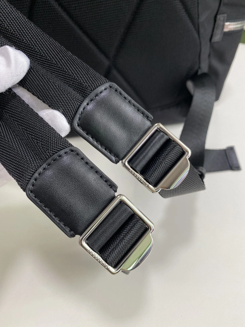 Bv*b*rry backpacks 4237f-0197