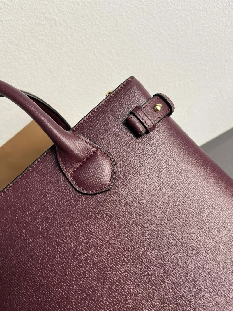 Bv*b*rry top handle bags 4237f-0209