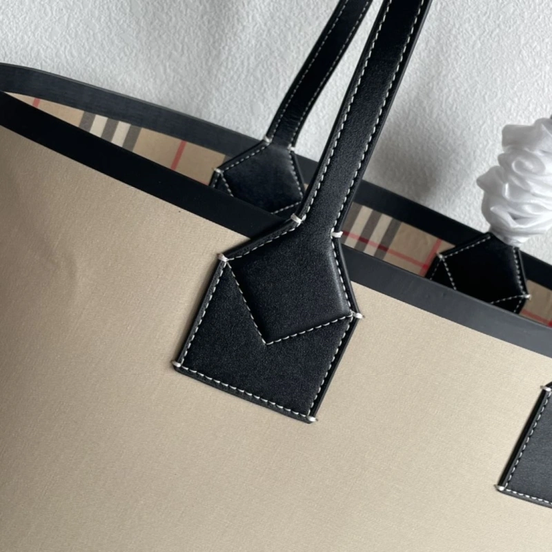 Bv*b*rry shopping bags 4237f-0210