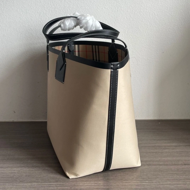 Bv*b*rry shopping bags 4237f-0211