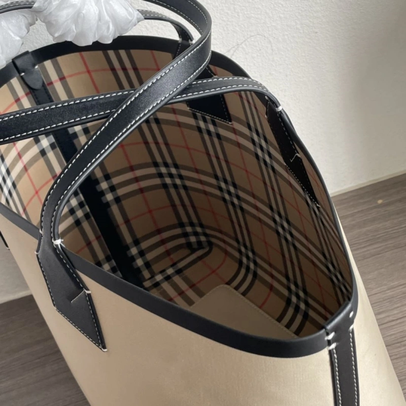 Bv*b*rry shopping bags 4237f-0211