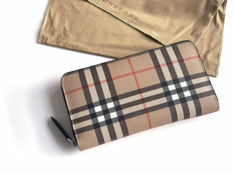 Bv*b*rry wallets 4237f-0213