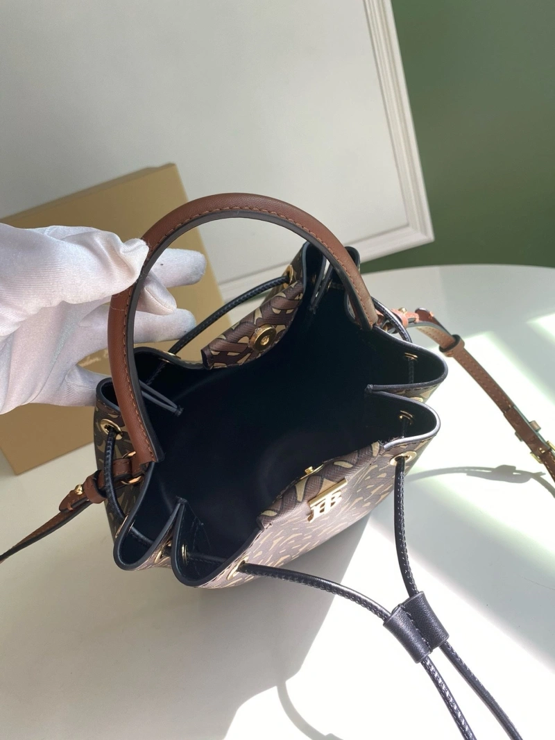Bv*b*rry bucket bags 4237f-0242