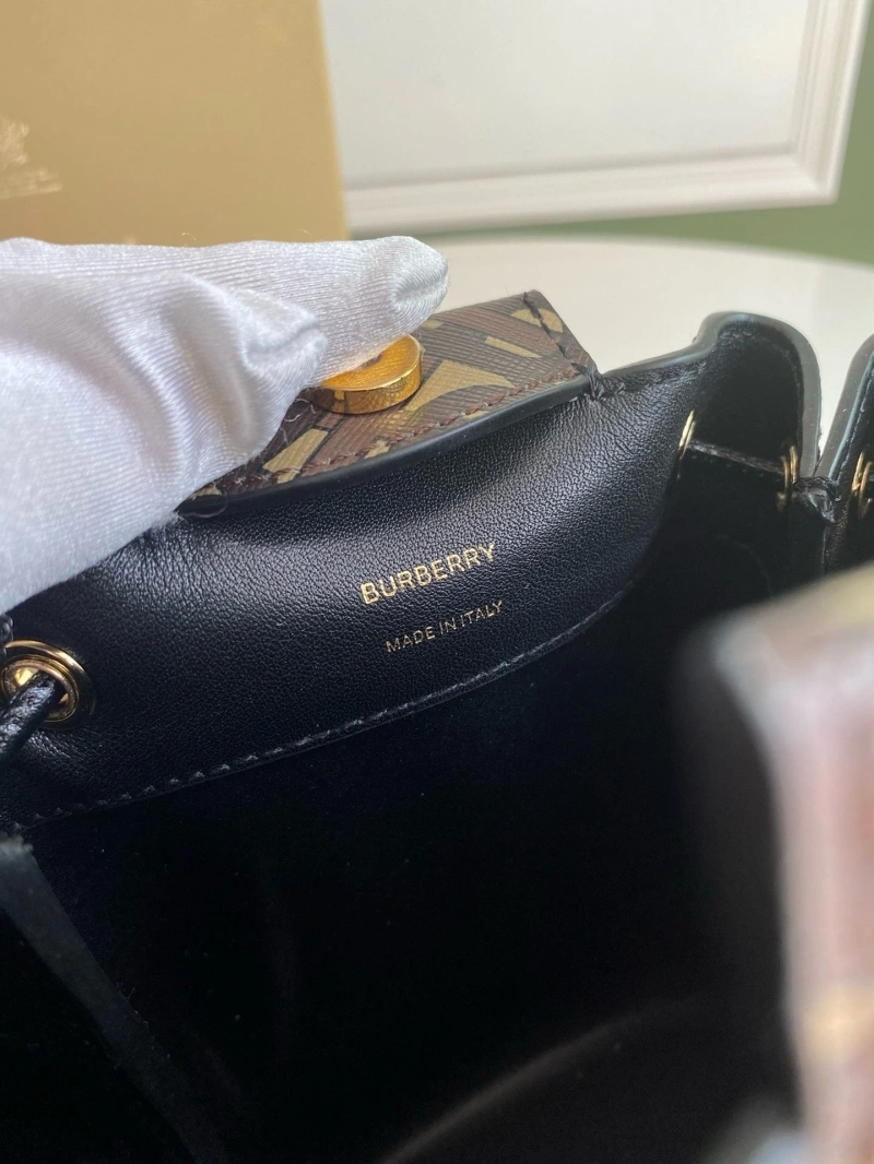 Bv*b*rry bucket bags 4237f-0242