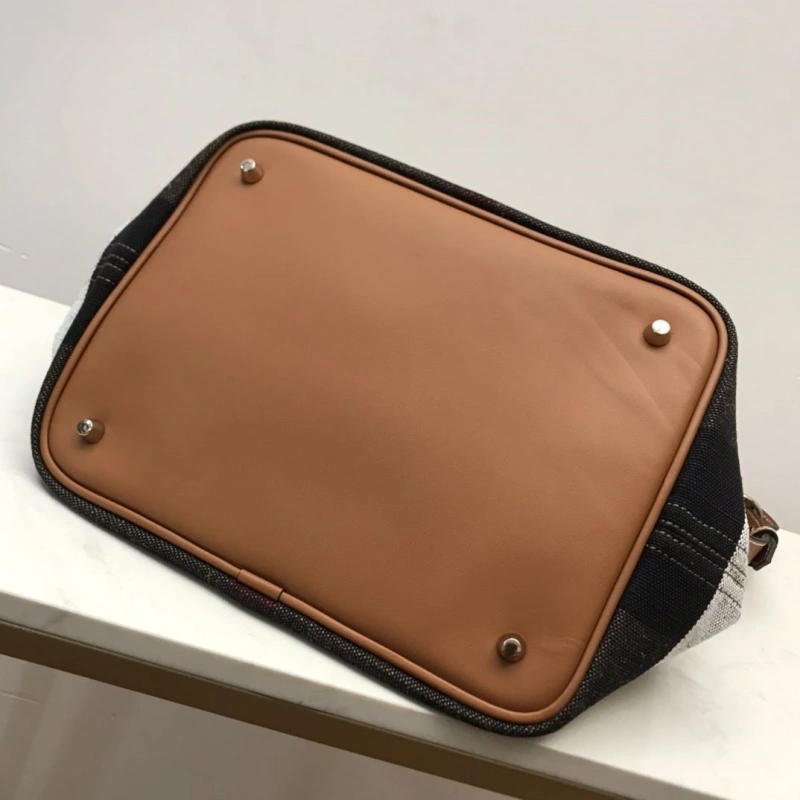 Bv*b*rry shopping bags 4237f-0259