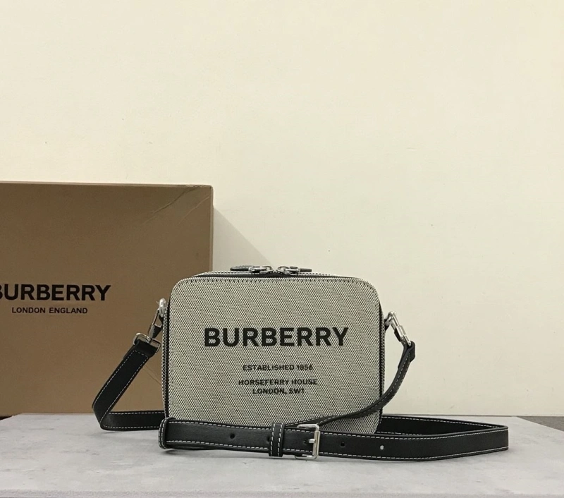 Bv*b*rry top handle bags 4237f-0263