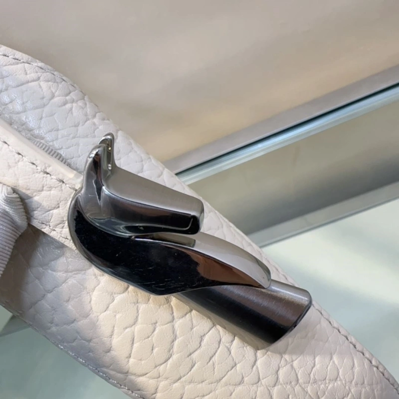 Bv*b*rry top handle bags 4237f-0265