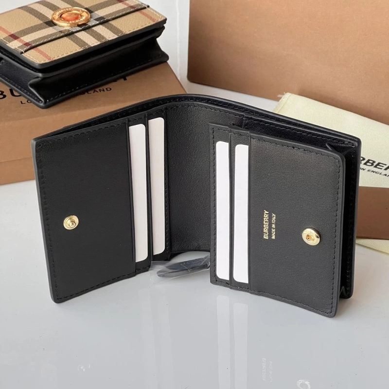 Bv*b*rry wallets 4237f-0289