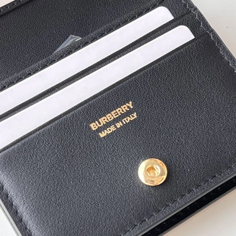 Bv*b*rry wallets 4237f-0289