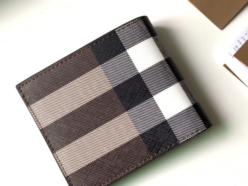 Bv*b*rry wallets 4237f-0291
