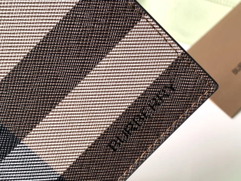 Bv*b*rry wallets 4237f-0291