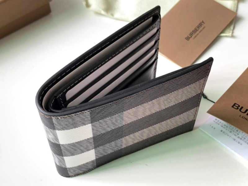 Bv*b*rry wallets 4237f-0291