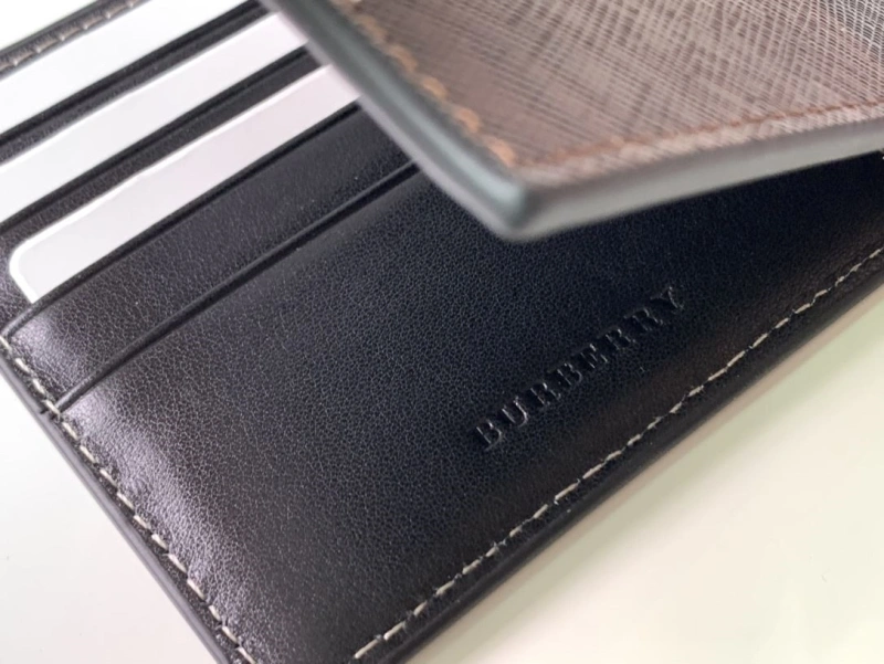 Bv*b*rry wallets 4237f-0291