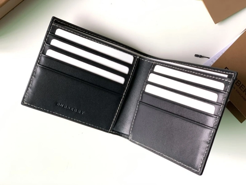 Bv*b*rry wallets 4237f-0291