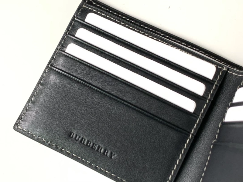 Bv*b*rry wallets 4237f-0291