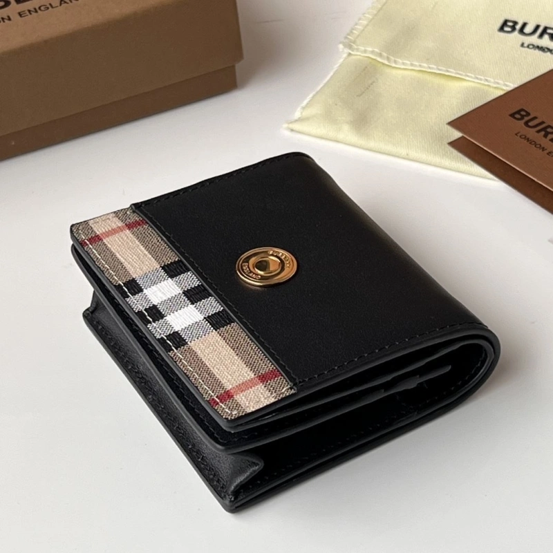 Bv*b*rry wallets 4237f-0293