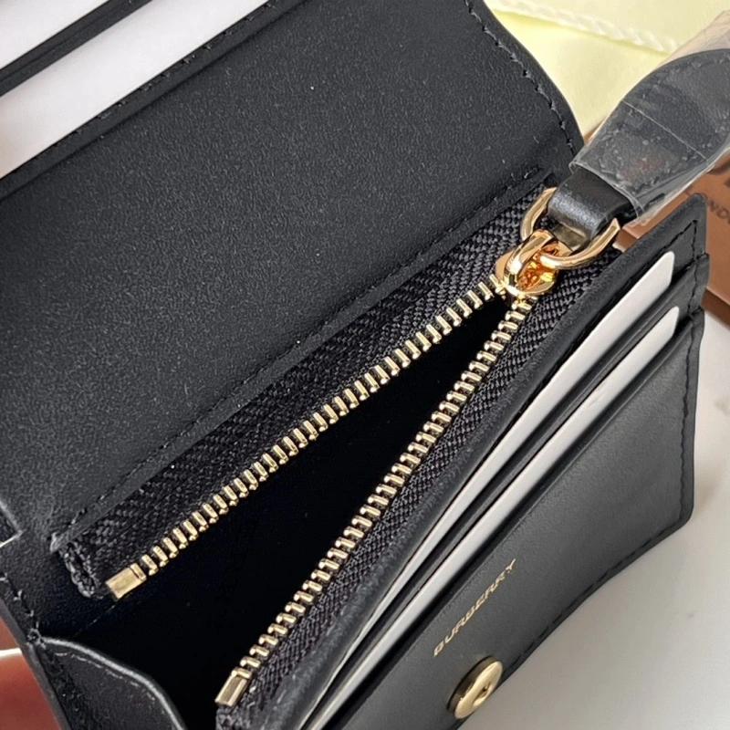 Bv*b*rry wallets 4237f-0293