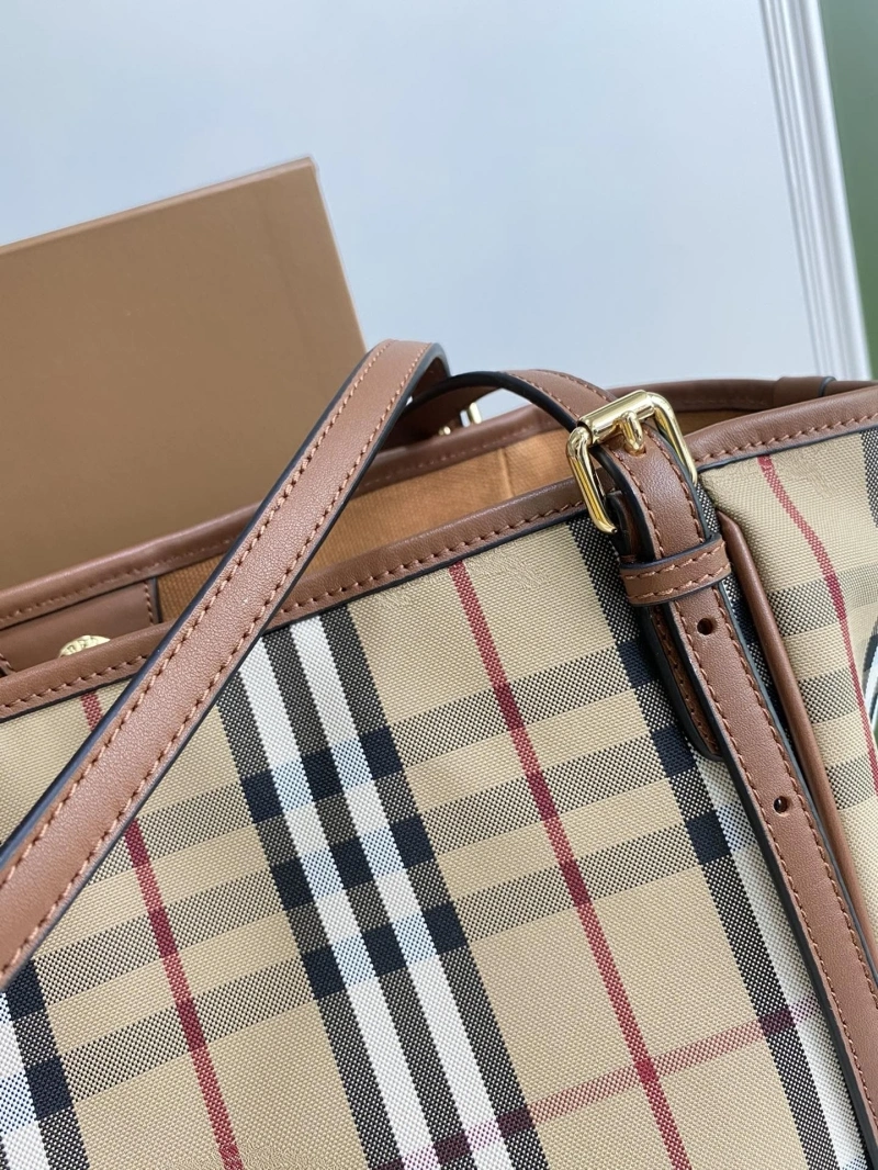Bv*b*rry shopping bags 4237f-0305