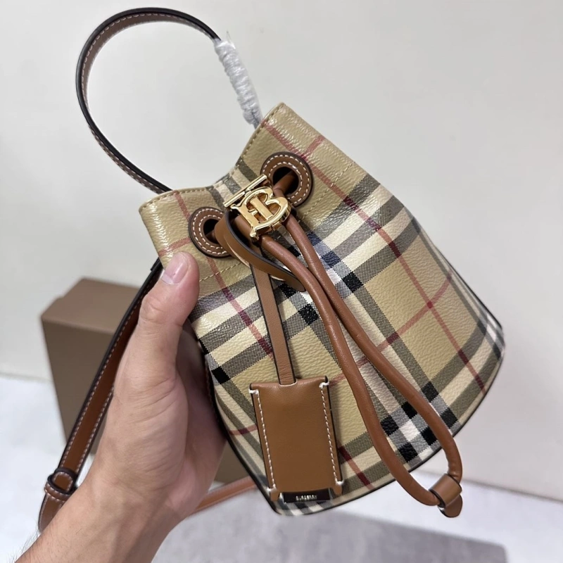 Bv*b*rry bucket bags 4237f-0311
