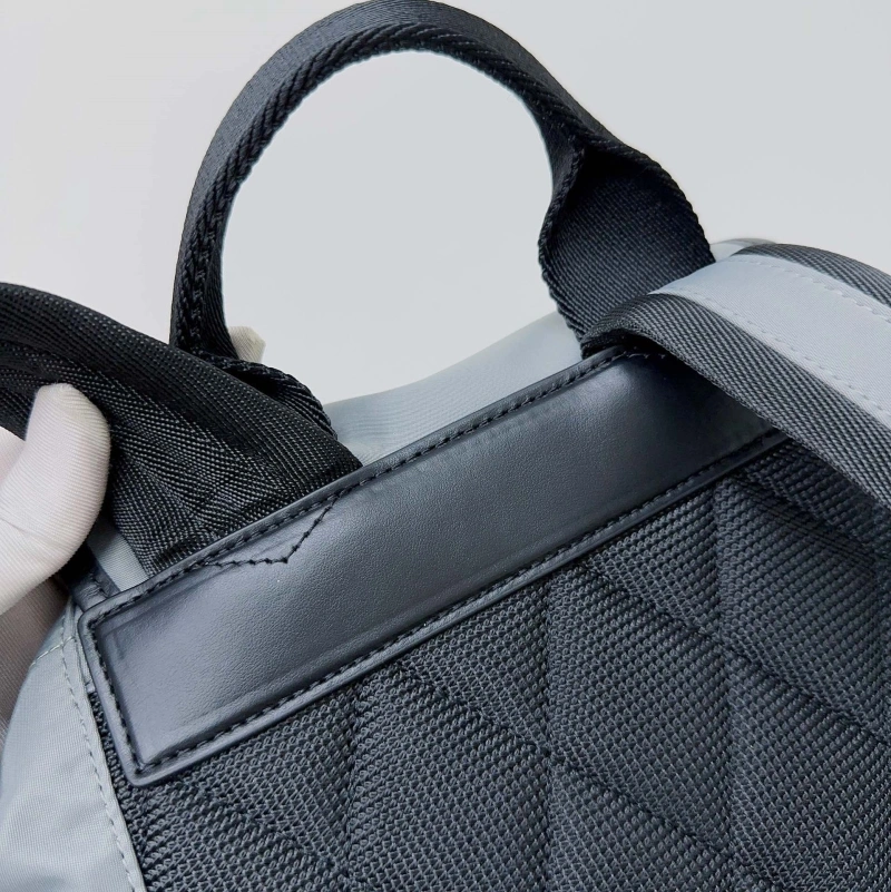 Bv*b*rry backpacks 4237f-0345