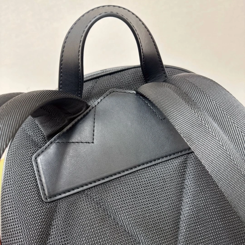 Bv*b*rry backpacks 4237f-0347