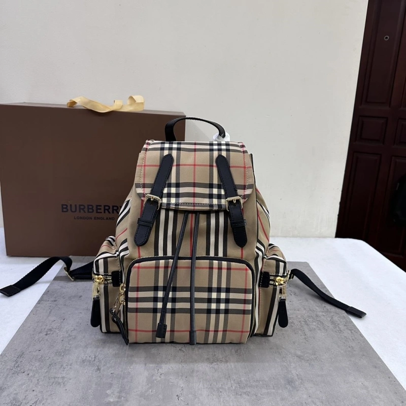 Bv*b*rry backpacks 4237f-0357
