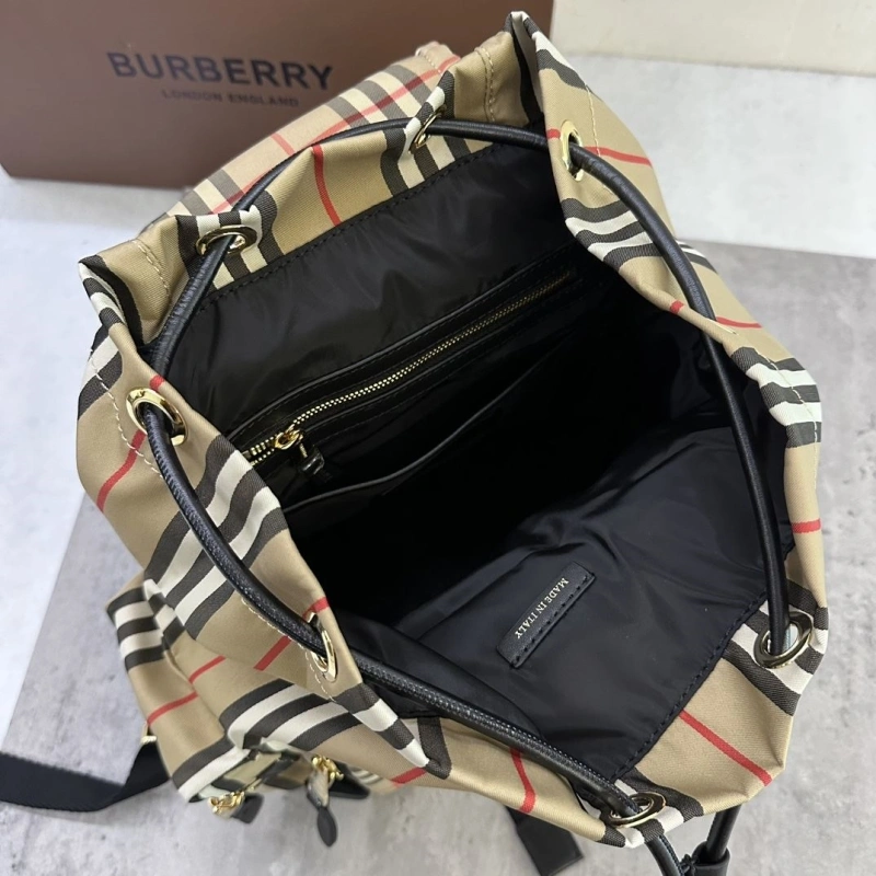 Bv*b*rry backpacks 4237f-0357