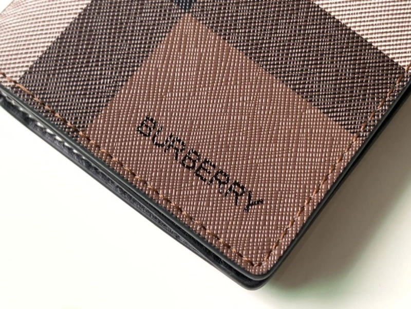 Bv*b*rry wallets 4237f-0358