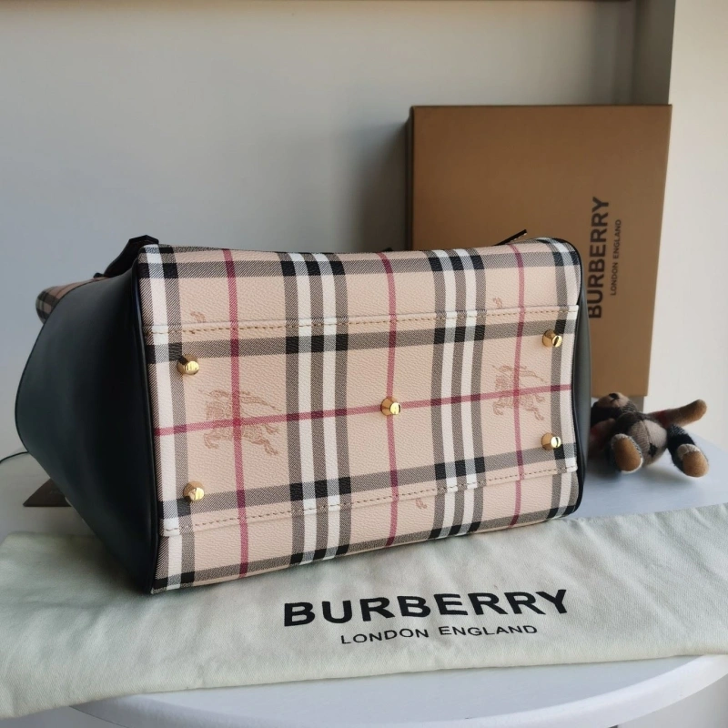 Bv*b*rry shopping bags 4237f-0377