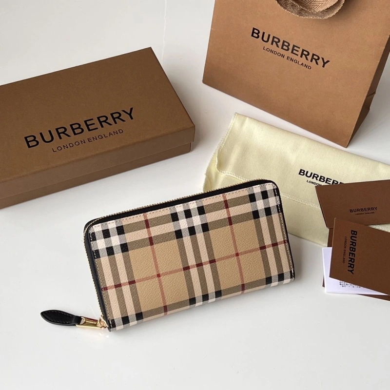 Bv*b*rry wallets 4237f-0409