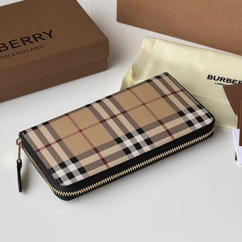 Bv*b*rry wallets 4237f-0409