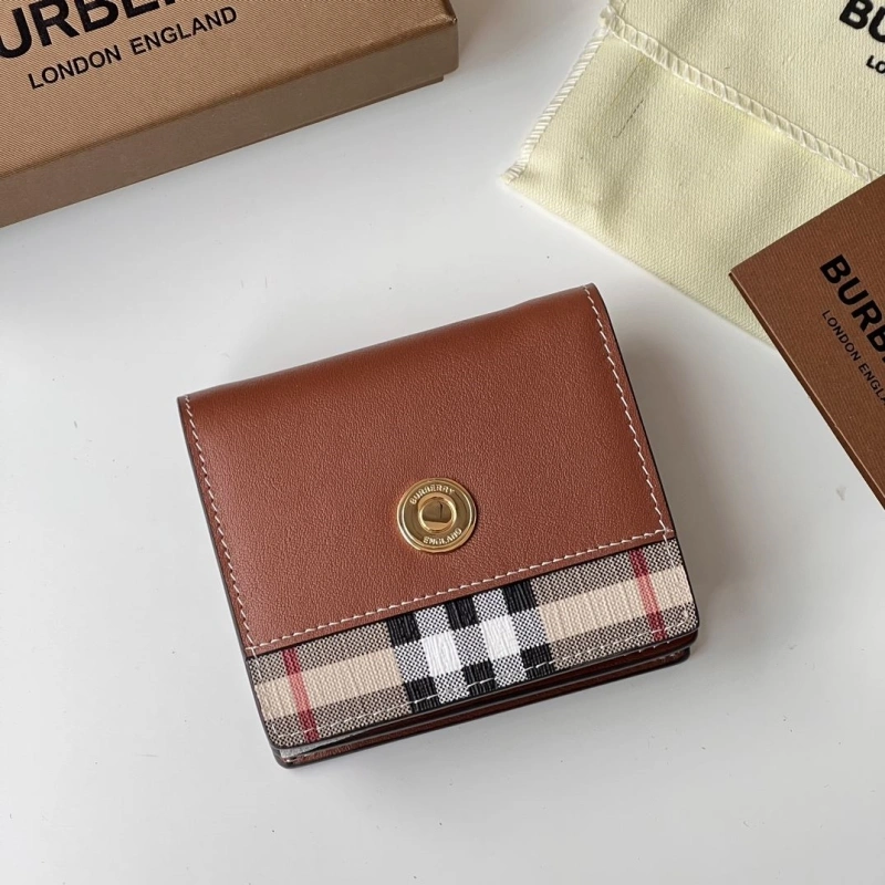 Bv*b*rry wallets 4237f-0418