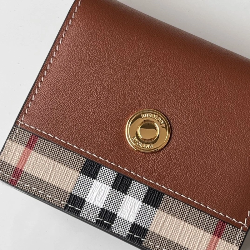 Bv*b*rry wallets 4237f-0418