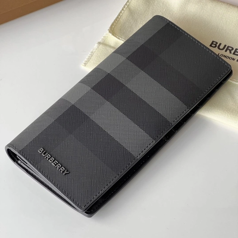 Bv*b*rry wallets 4237f-0419