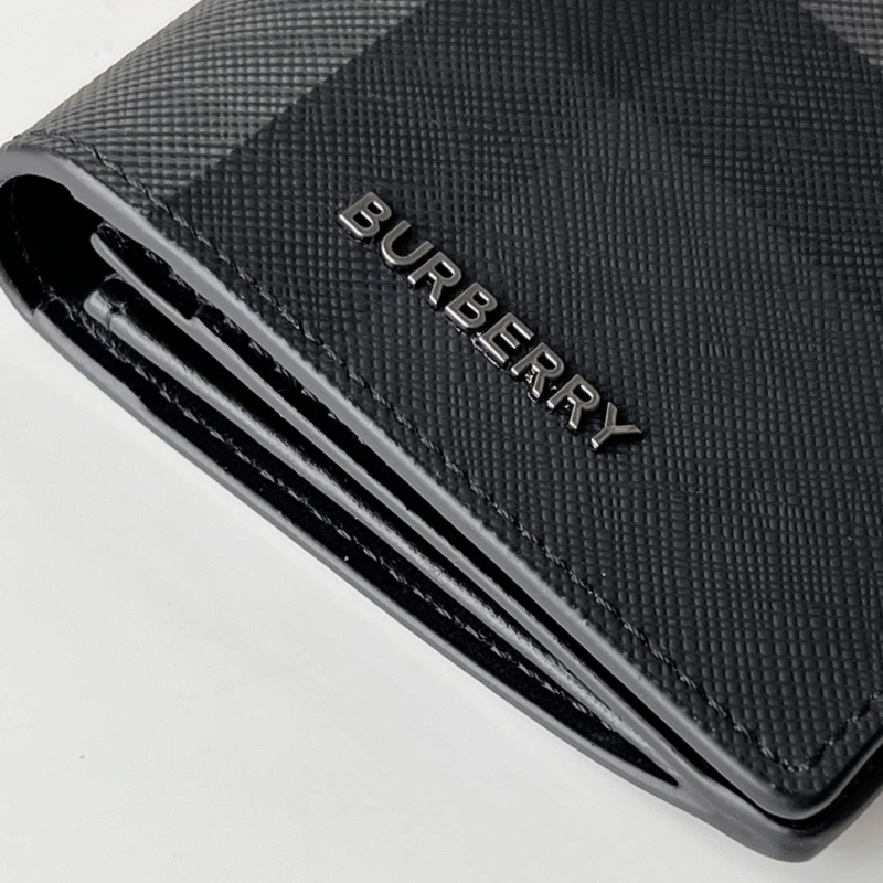 Bv*b*rry wallets 4237f-0419