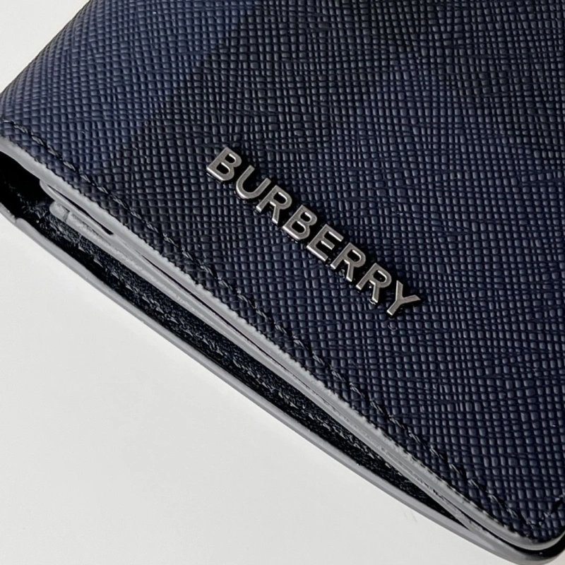Bv*b*rry wallets 4237f-0420