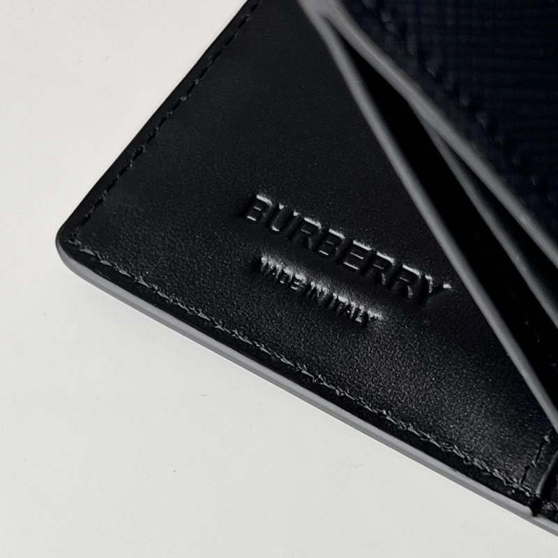 Bv*b*rry wallets 4237f-0420
