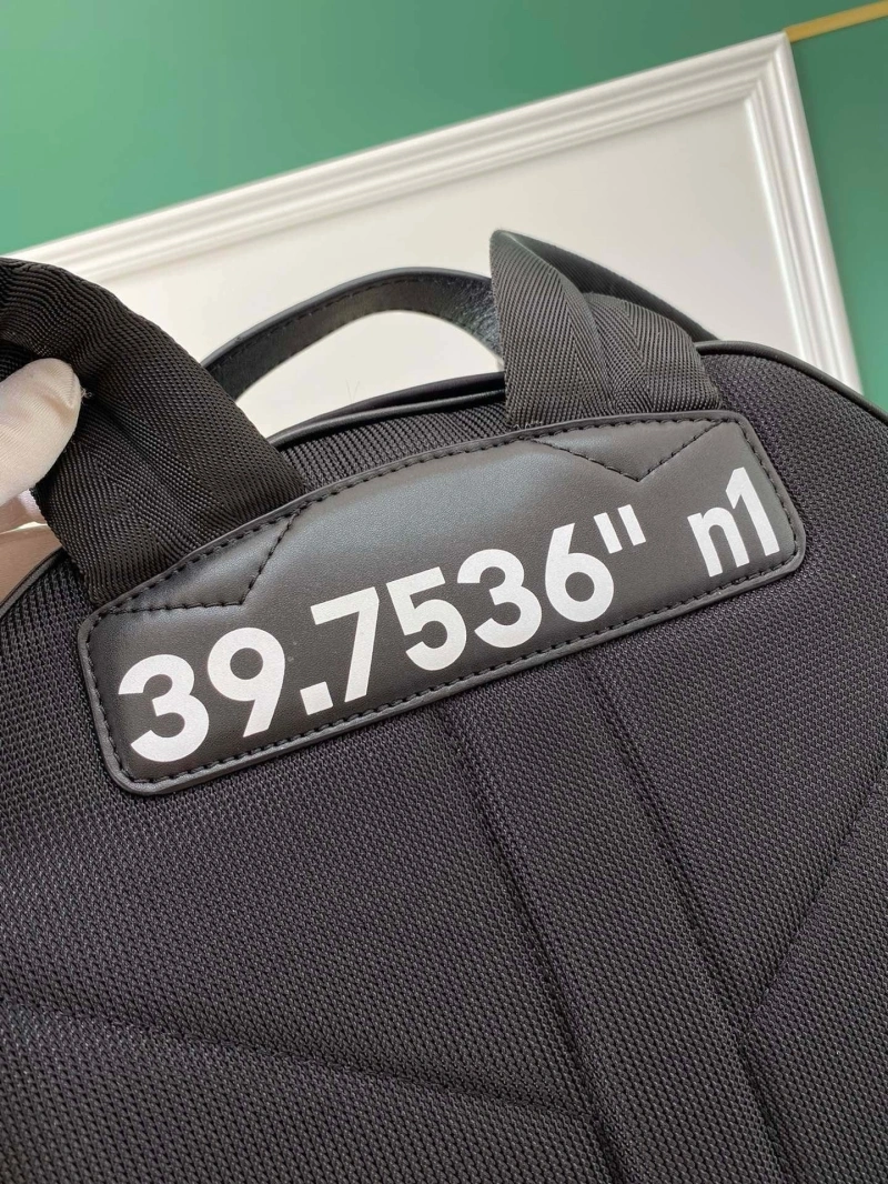 Bv*b*rry backpacks 4237f-0448