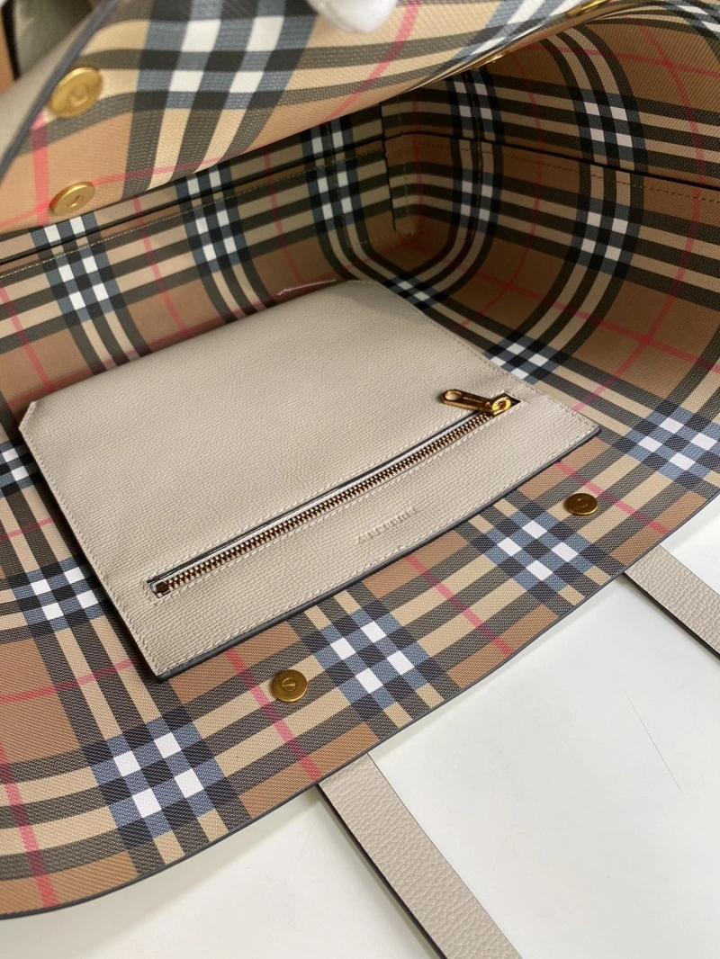 Bv*b*rry shopping bags 4237f-0495