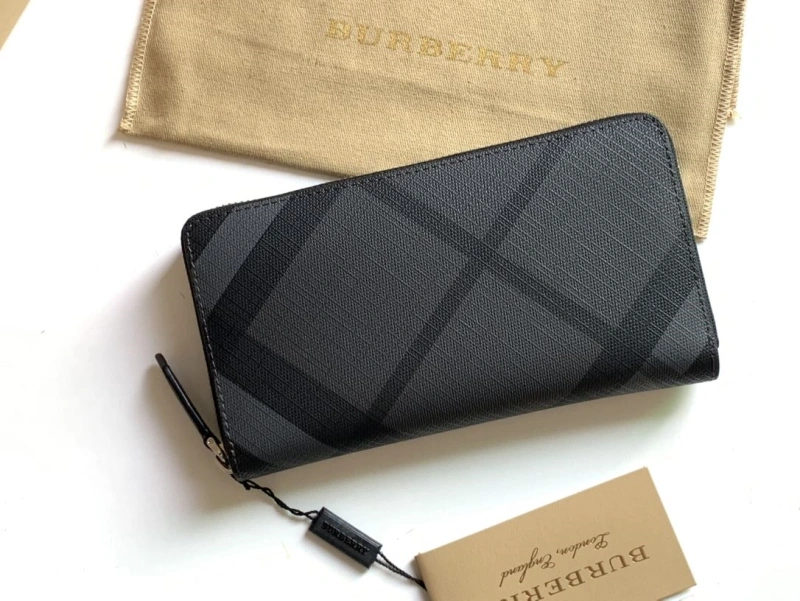 Bv*b*rry wallets 4237f-0522