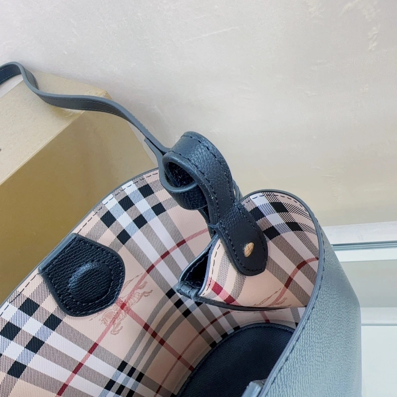 Bv*b*rry bucket bags 4237f-0527