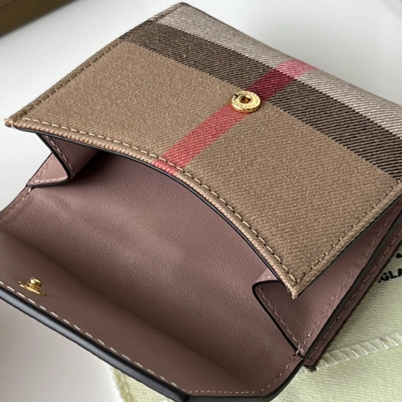 Bv*b*rry wallets 4237f-0541