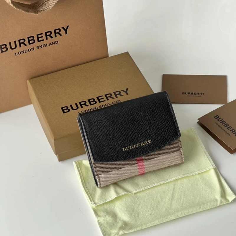 Bv*b*rry wallets 4237f-0542