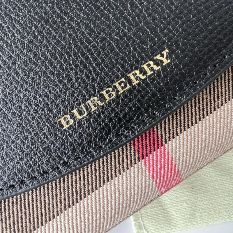 Bv*b*rry wallets 4237f-0542