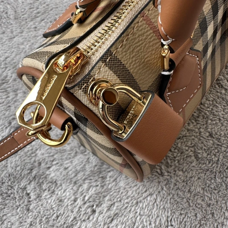 Bv*b*rry speedy bags 4237h-0064