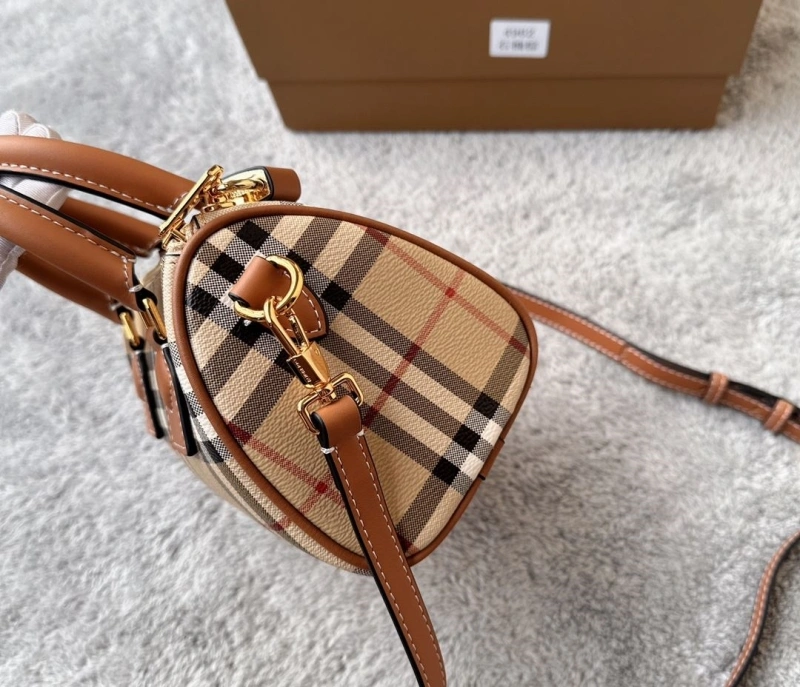 Bv*b*rry speedy bags 4237h-0064