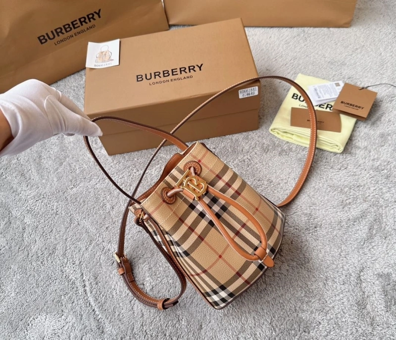 Bv*b*rry bucket bags 4237h-0070