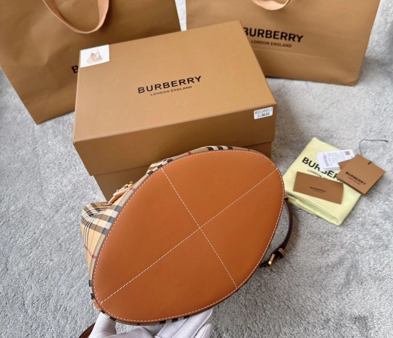 Bv*b*rry bucket bags 4237h-0071